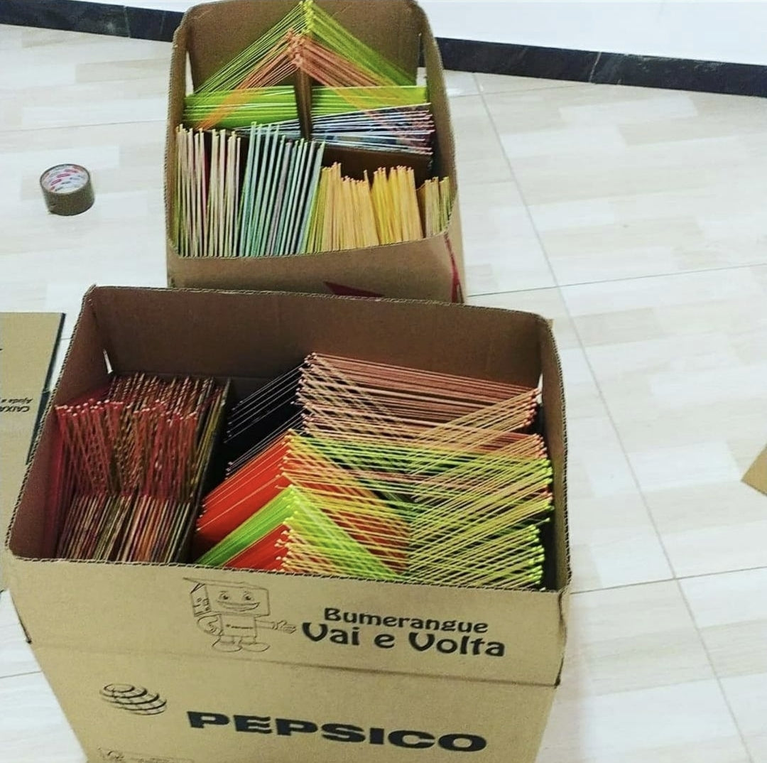 100 UNIDADES DE PIPAS 45 CM SORTIDAS